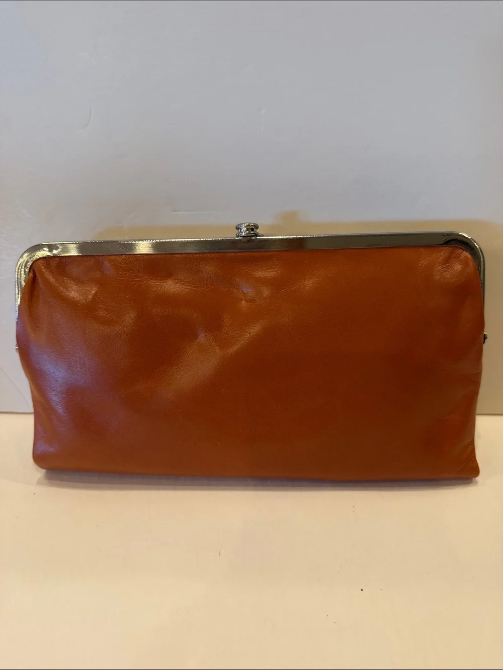 NWT HOBO Leather Kiss-Lock Clutch in Warm Brown